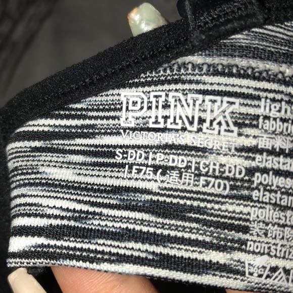 Pink bra - Picture 2 of 2